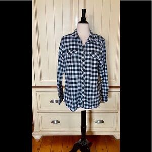 ⭐️Eddie Bauer Flannel Button Down Shirt⭐️